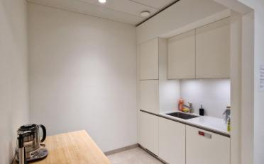 Office - image - 8