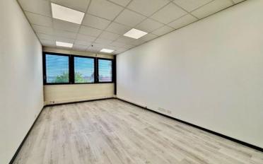Office - image - 5