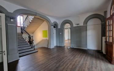 Office - image - 9