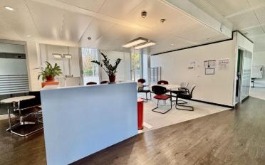 Bureau - image - 8