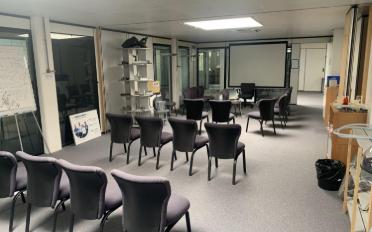 Bureau - image - 3
