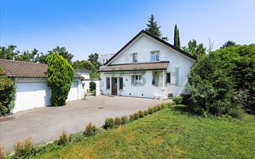 Maison 7 pièces - image - 1