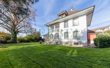 Maison 9 pièces - image - 3