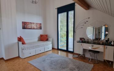 Einfamilienhaus 7.5 Zimmer - image - 8