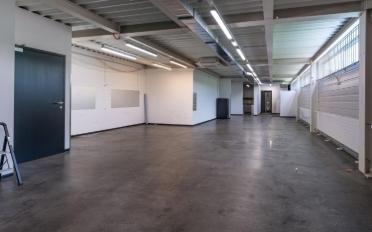 Office - image - 12