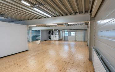 Office - image - 11