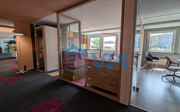 Office - image - 3
