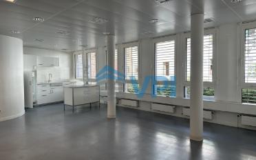 Commercial - image - 4