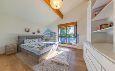 Apartment 5 rooms - image - 9