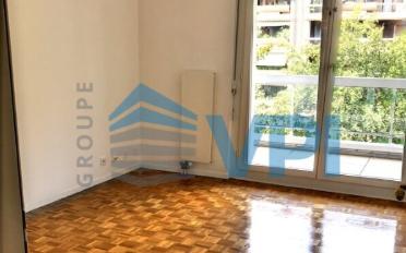 Apartment 5 rooms - image - 11