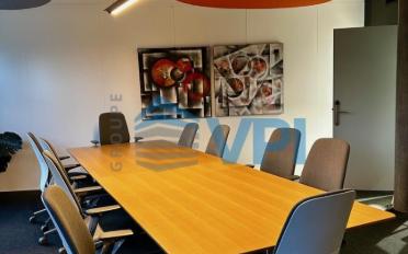 Bureau - image - 8