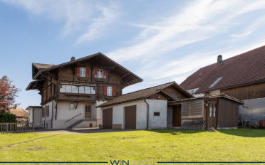 Wohngebäude 9.5 Zimmer - image - 3