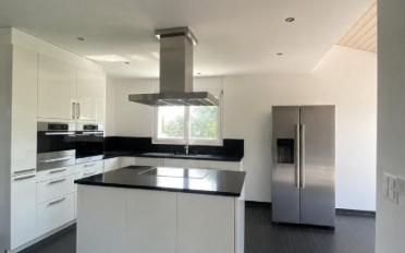 Villa - image - 3