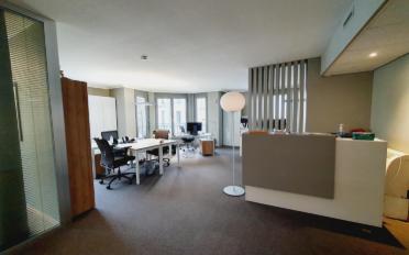 Bureau - image - 3