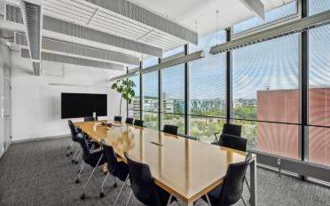 Office - image - 11