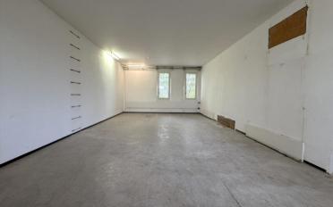 Commercial - image - 3