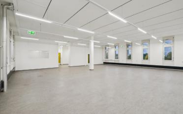Office - image - 7