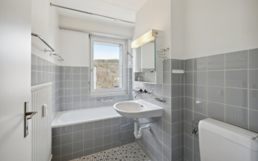 Apartment 4 rooms - image - 3