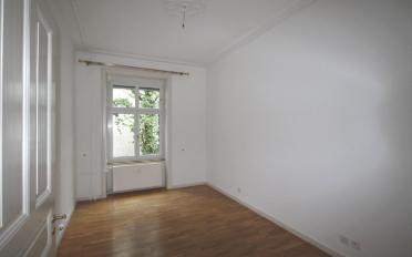 Apartment 4 rooms - image - 6