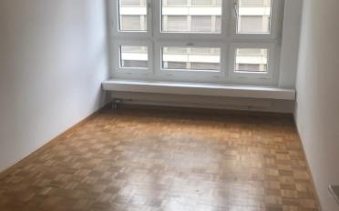 Apartment 4 rooms - image - 3