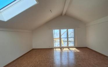 Dachwohnung 2.5 Zimmer - image - 2
