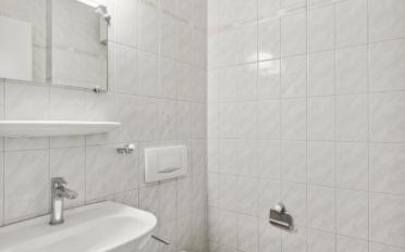 Apartment 4 rooms - image - 6