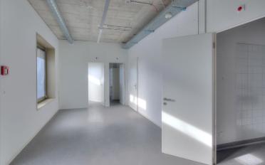 Commercial - image - 7