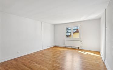 Maison contiguë 10 pièces - image - 10