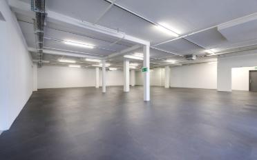 Commercial - image - 3