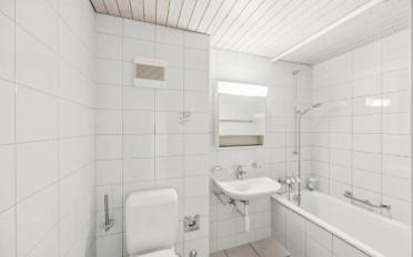 Apartment 4 rooms - image - 3