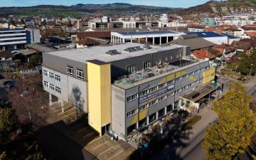 Commercial - image - 11