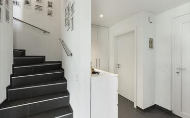 Bifamiliar house 5.5 rooms - image - 8