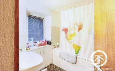 Einfamilienhaus 6.5 Zimmer - image - 3