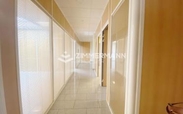 Bureau - image - 10