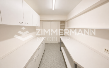Office - image - 8