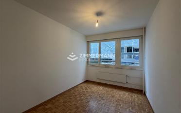 Apartment 4 rooms - image - 3